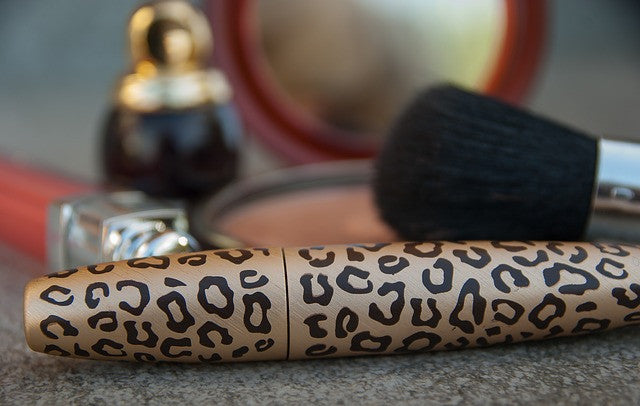 KEEP YOUR COSMETICS FRESH!